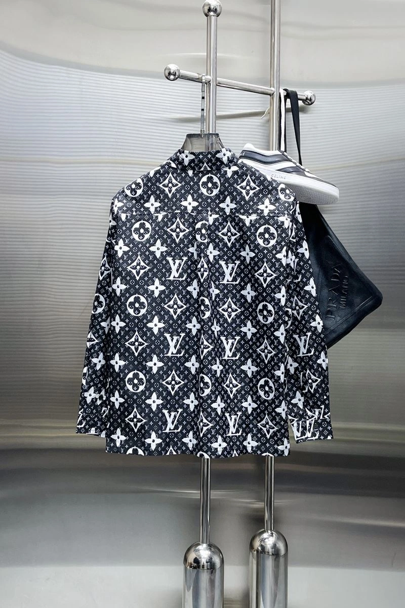 Packable Louis Vuitton Shirts 137524