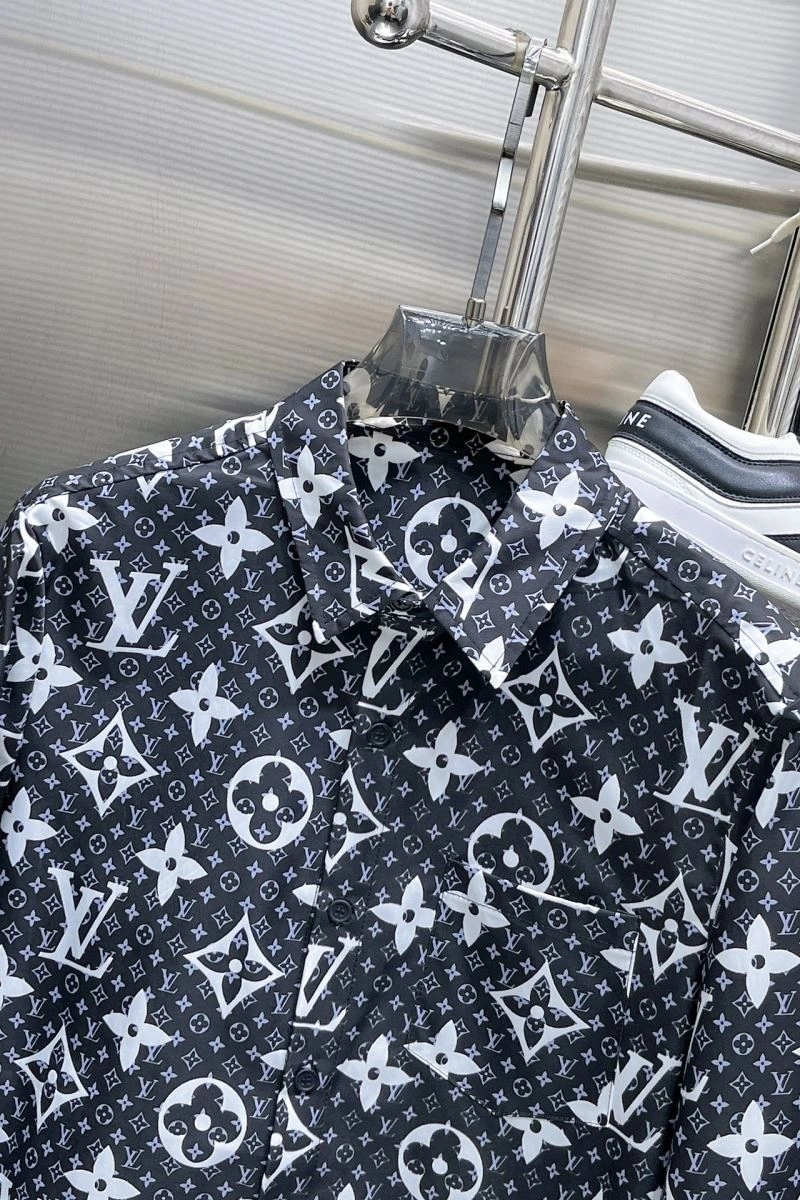 Packable Louis Vuitton Shirts 137524
