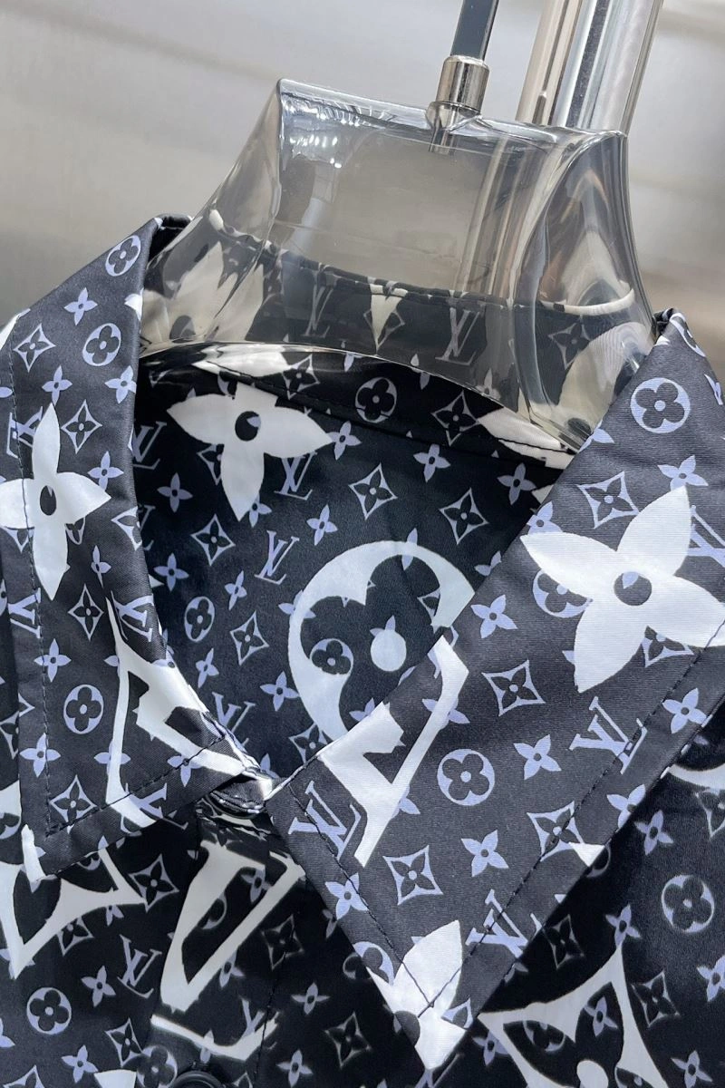 Packable Louis Vuitton Shirts 137524