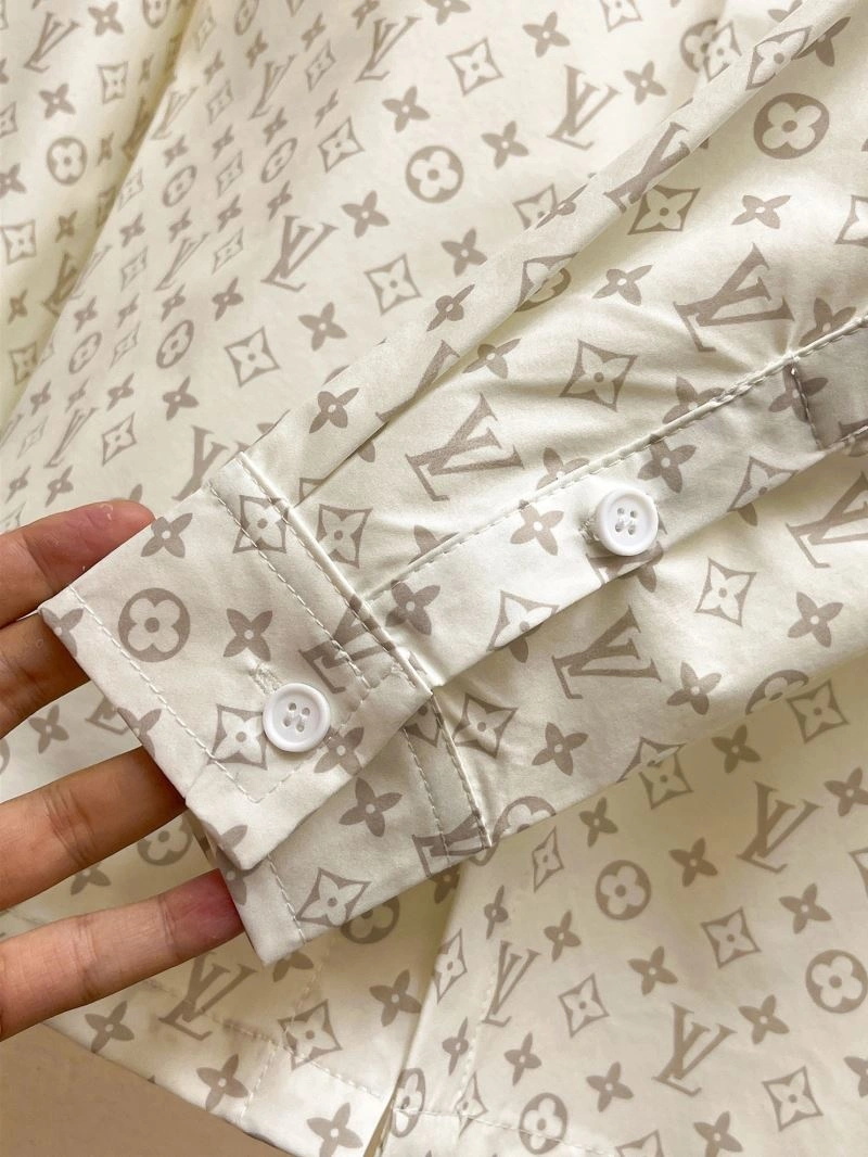 Chic Louis Vuitton Shirts 137455