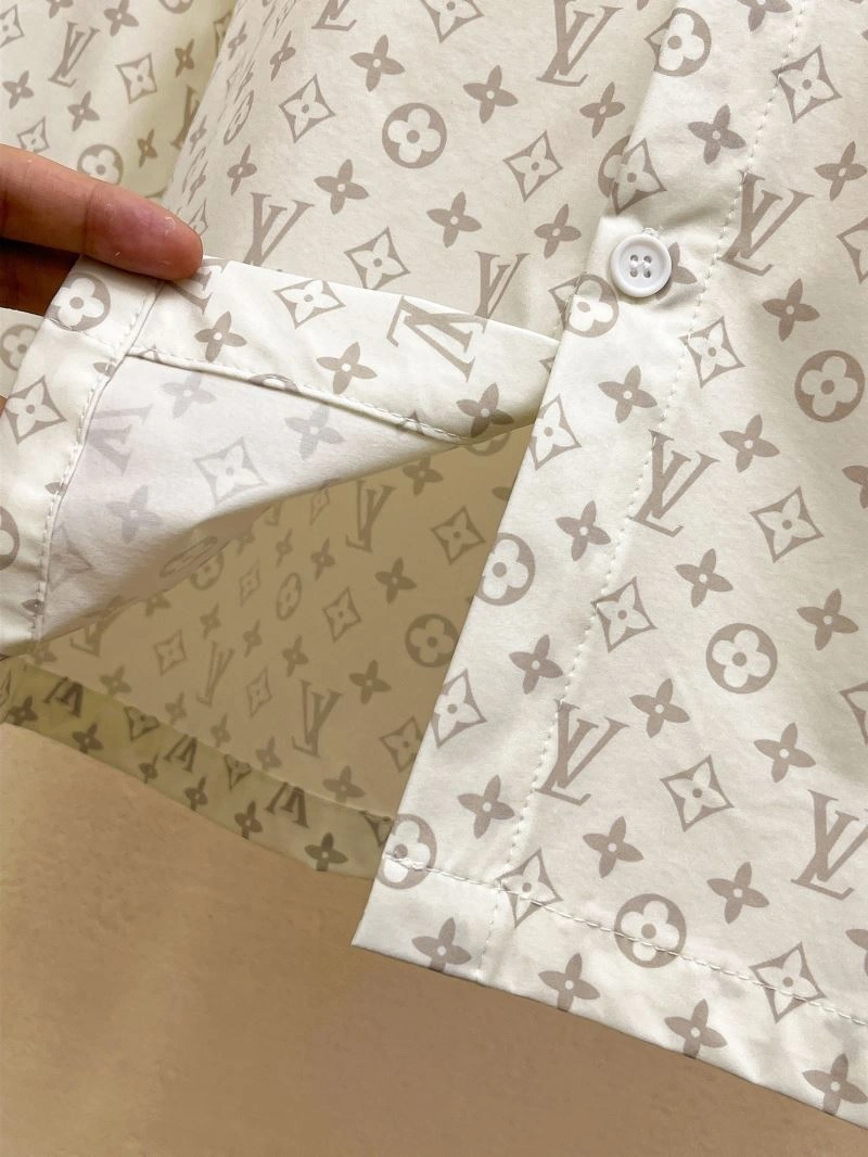 Chic Louis Vuitton Shirts 137455