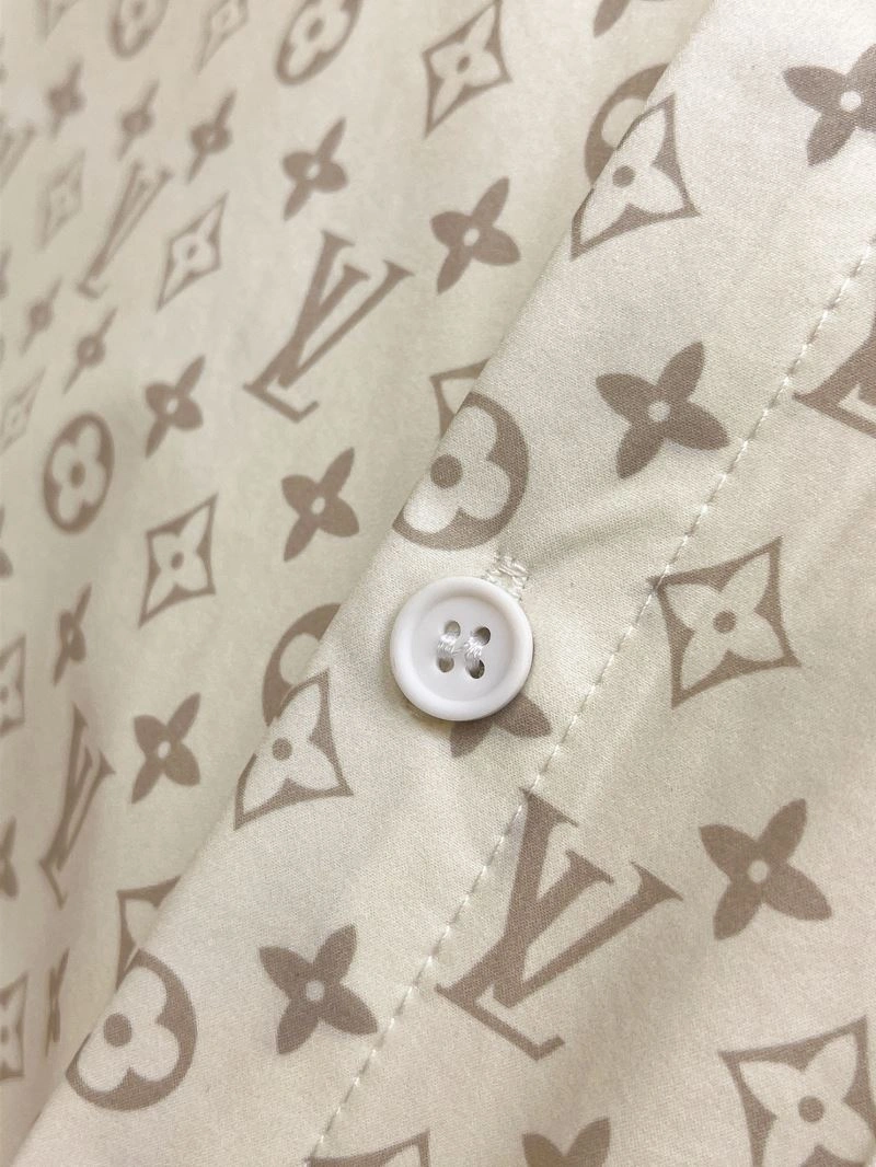 Chic Louis Vuitton Shirts 137455