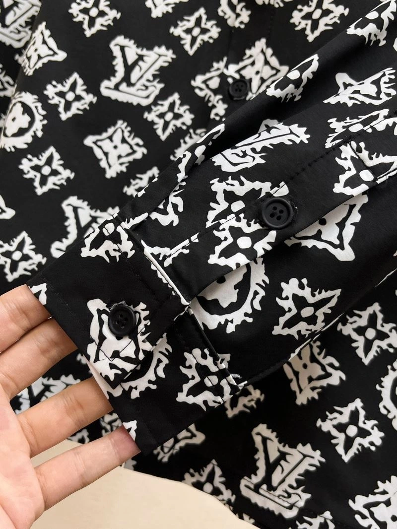 Louis Vuitton Shirts Supportive 137454