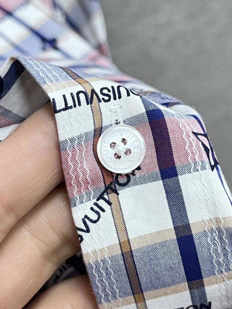 Cozy Louis Vuitton Shirts 136481