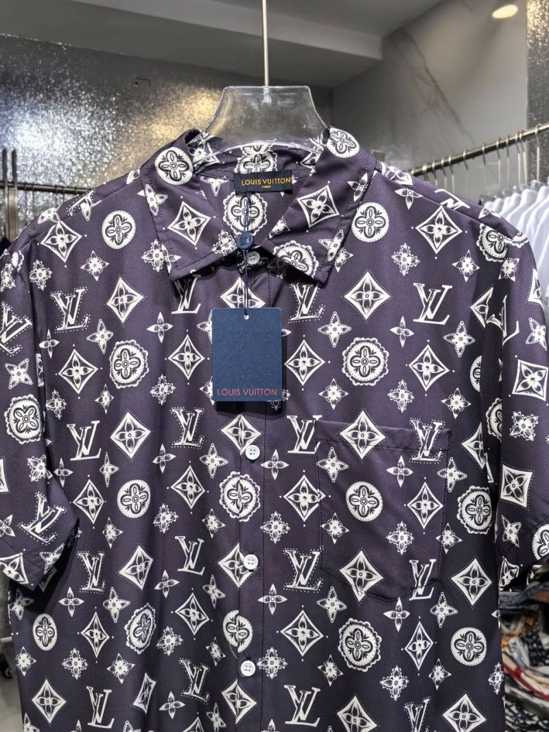 Louis Vuitton Shirts Snug 136475
