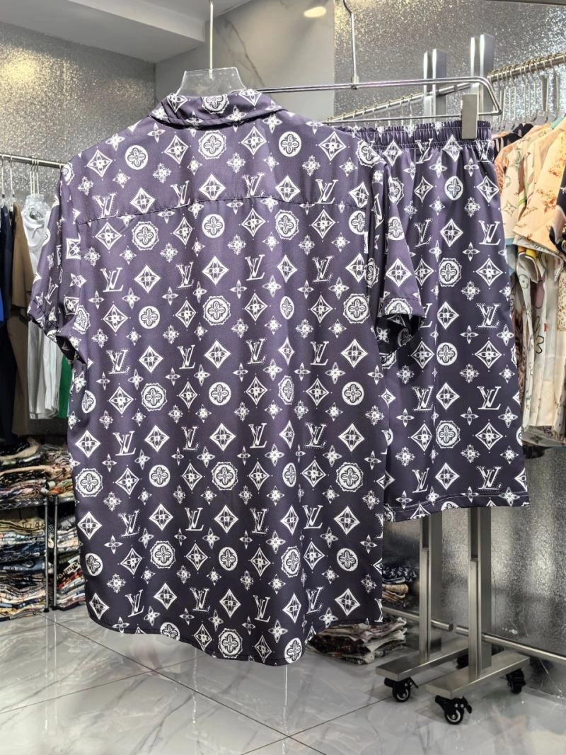 Louis Vuitton Shirts Snug 136475