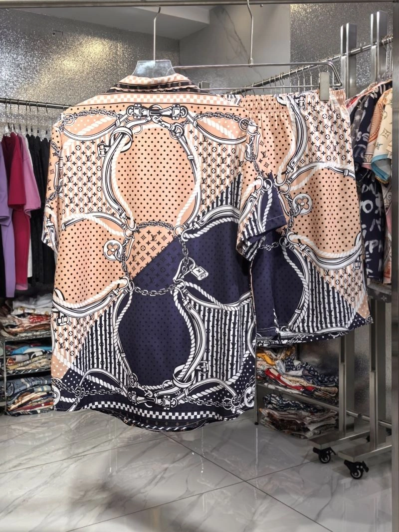 Louis Vuitton Shirts MoistureWicking 136473