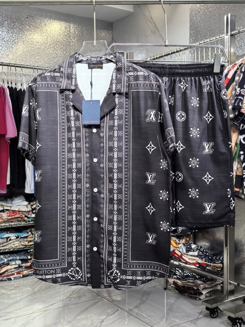 Louis Vuitton Shirts MoistureWicking 136476