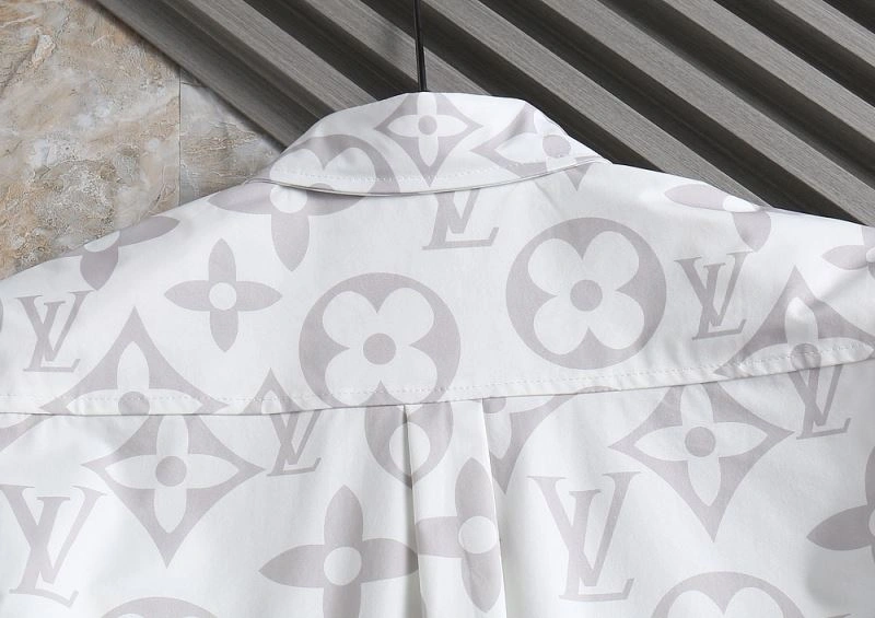 Practical Louis Vuitton Shirts 136467