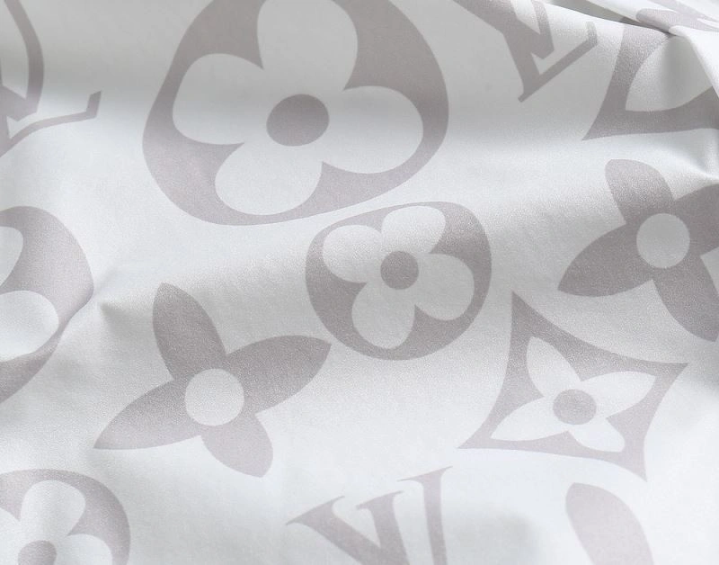 Practical Louis Vuitton Shirts 136467