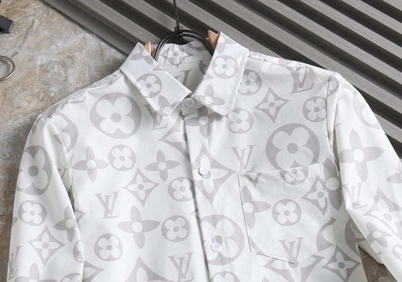 Practical Louis Vuitton Shirts 136467