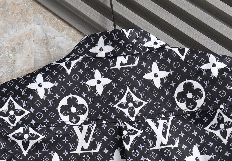 Louis Vuitton Shirts MultiPurpose 136477