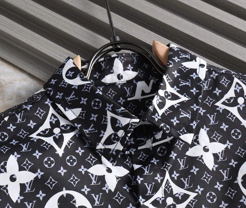 Louis Vuitton Shirts MultiPurpose 136477