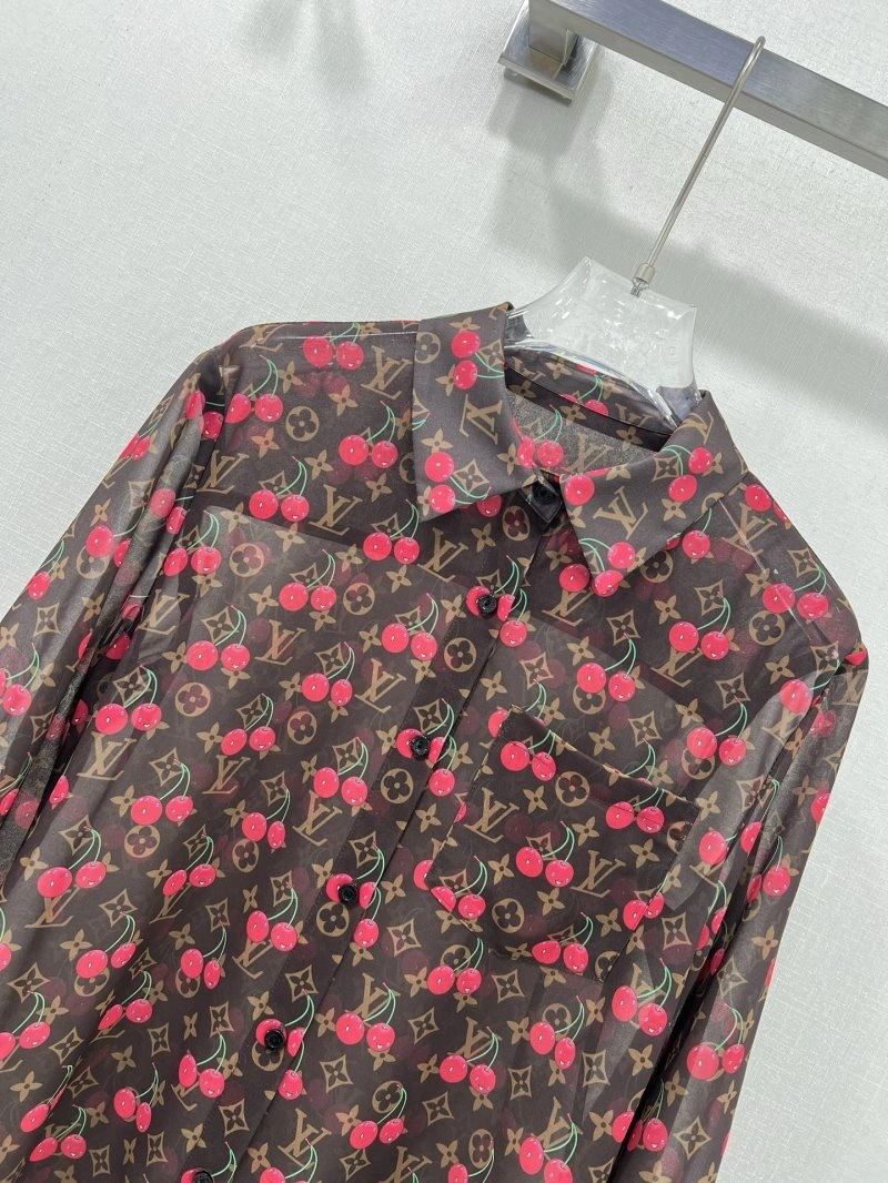 NewStyle Louis Vuitton Shirts 131045