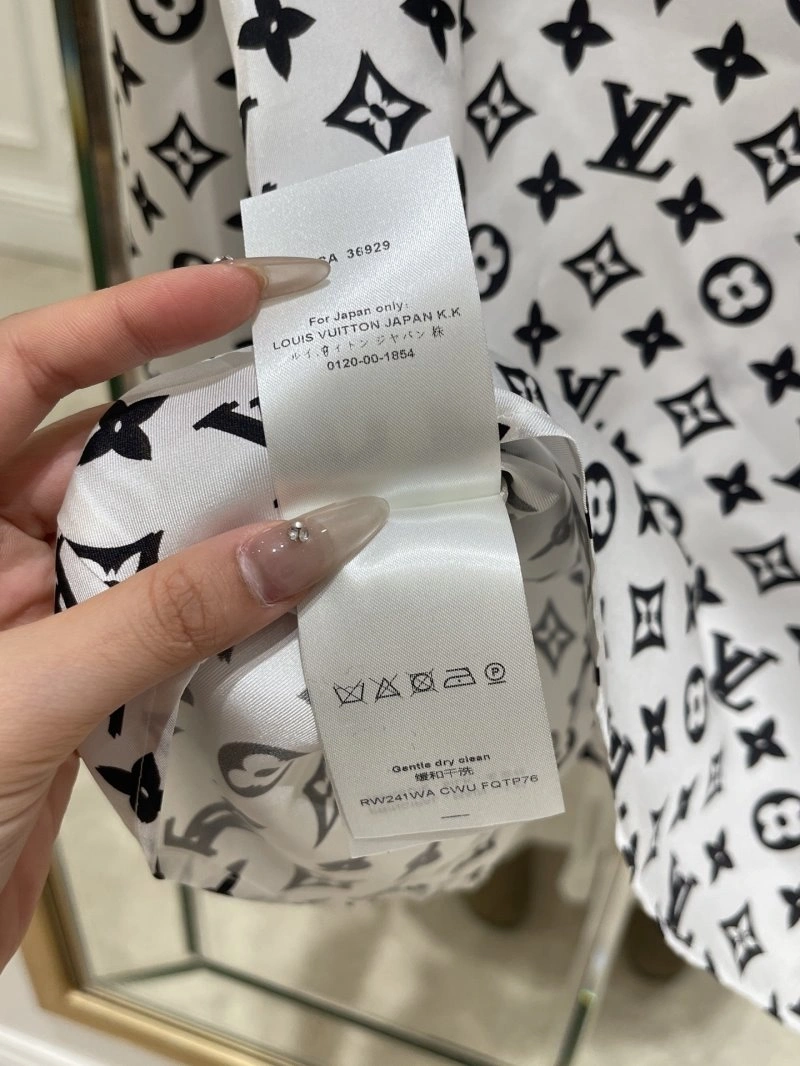 Louis Vuitton Shirts Trendy 131047