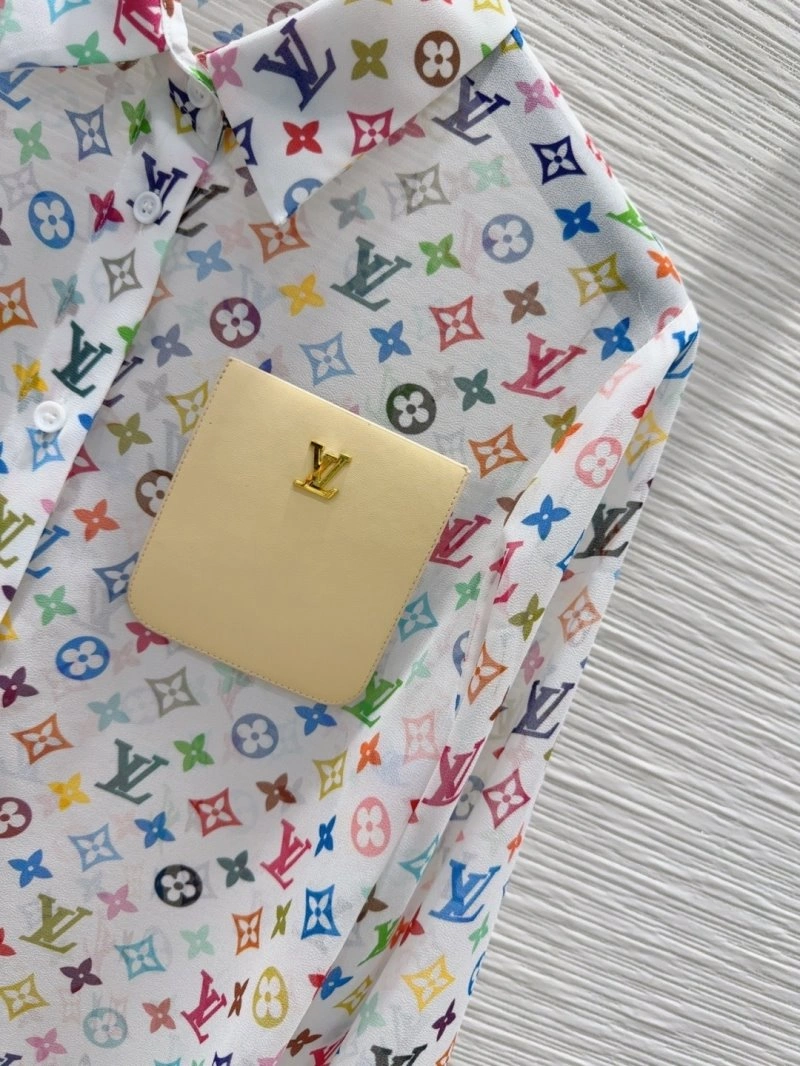 Sporty Louis Vuitton Shirts 131743
