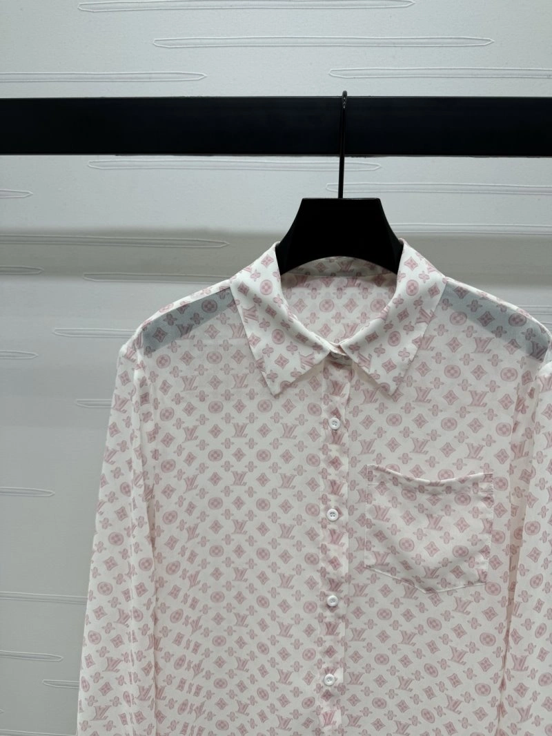 Fashionable Louis Vuitton Shirts 131745