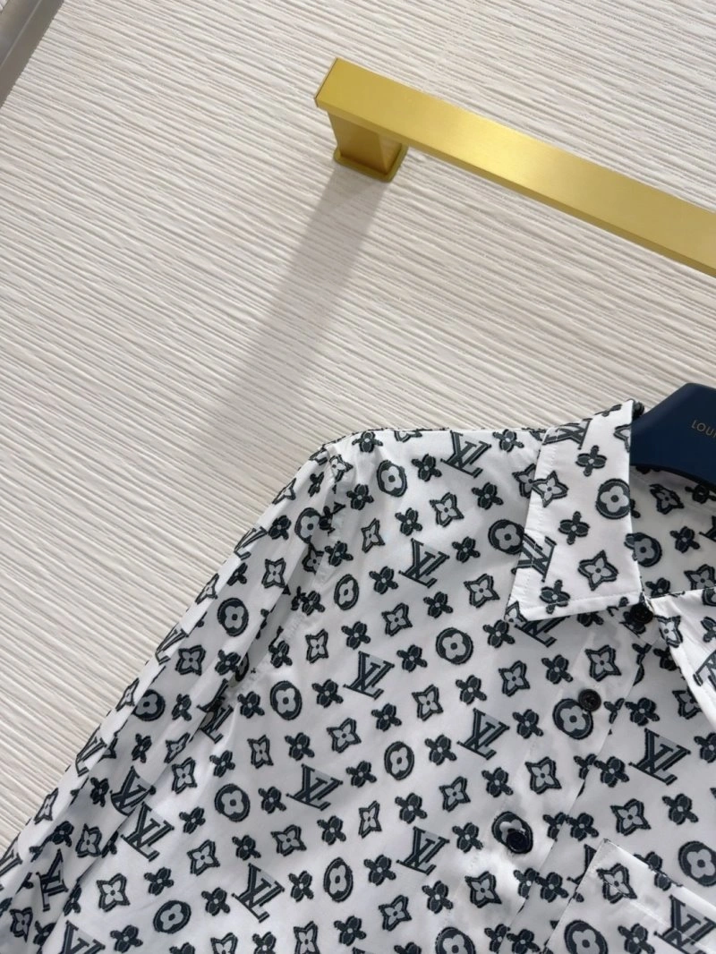 Sophisticated Louis Vuitton Shirts 131732