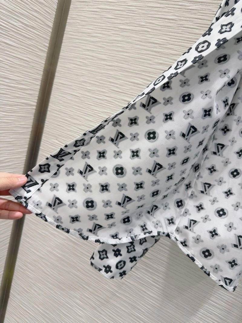 Sophisticated Louis Vuitton Shirts 131732