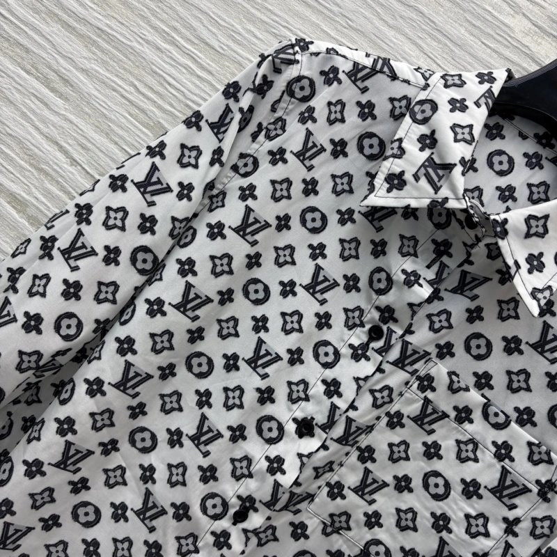 Fashionable Louis Vuitton Shirts 131730