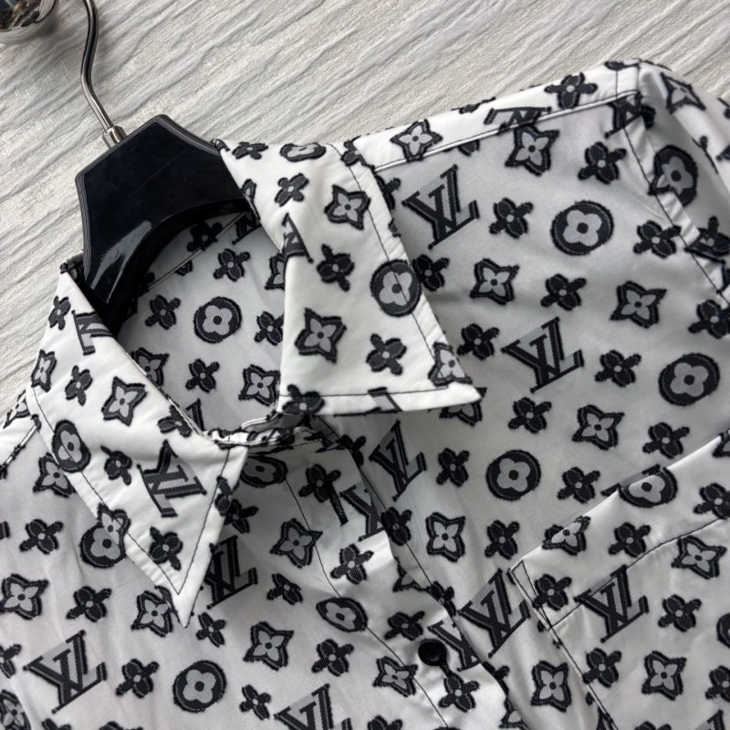 Fashionable Louis Vuitton Shirts 131730