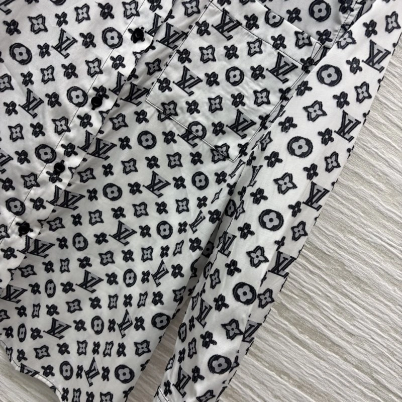 Fashionable Louis Vuitton Shirts 131730