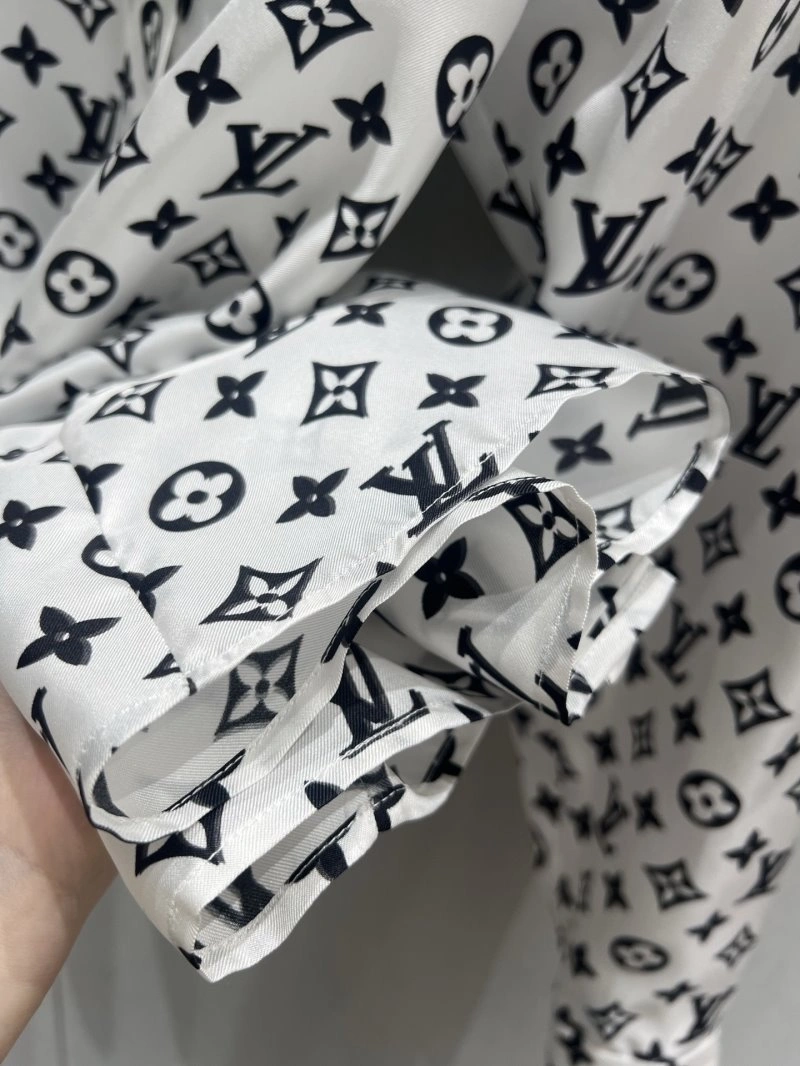 MultiPurpose Louis Vuitton Shirts 130700