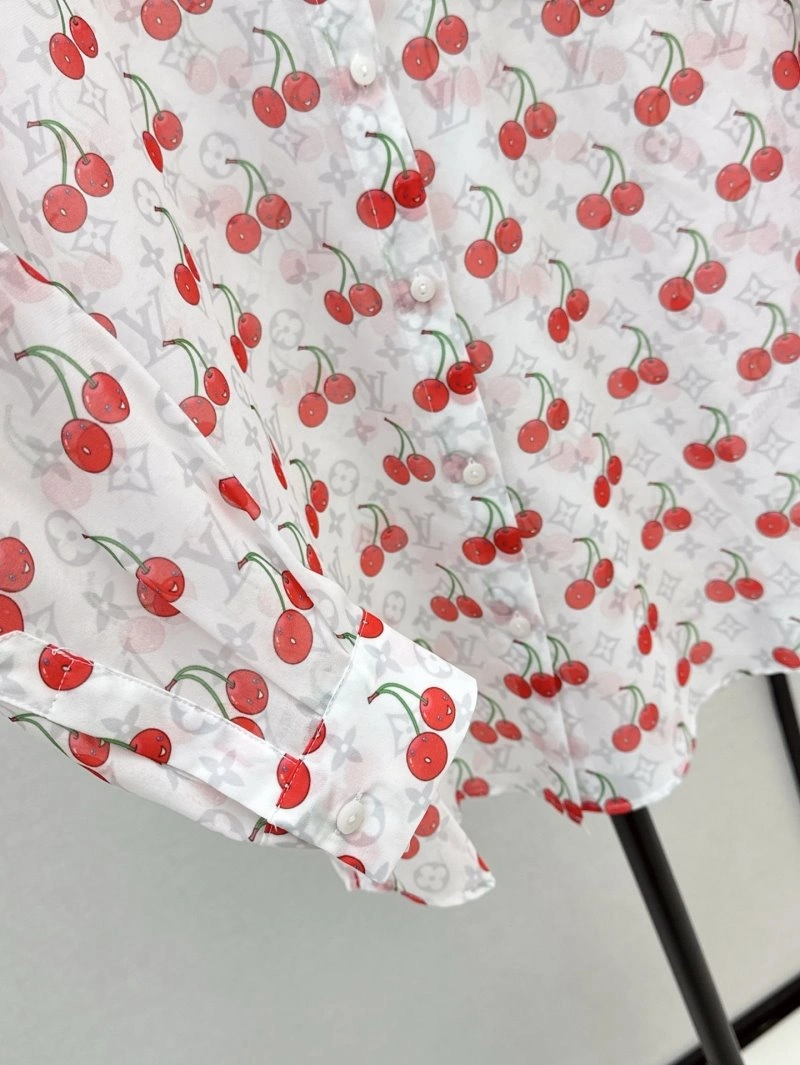 WaterResistant Louis Vuitton Shirts 130682