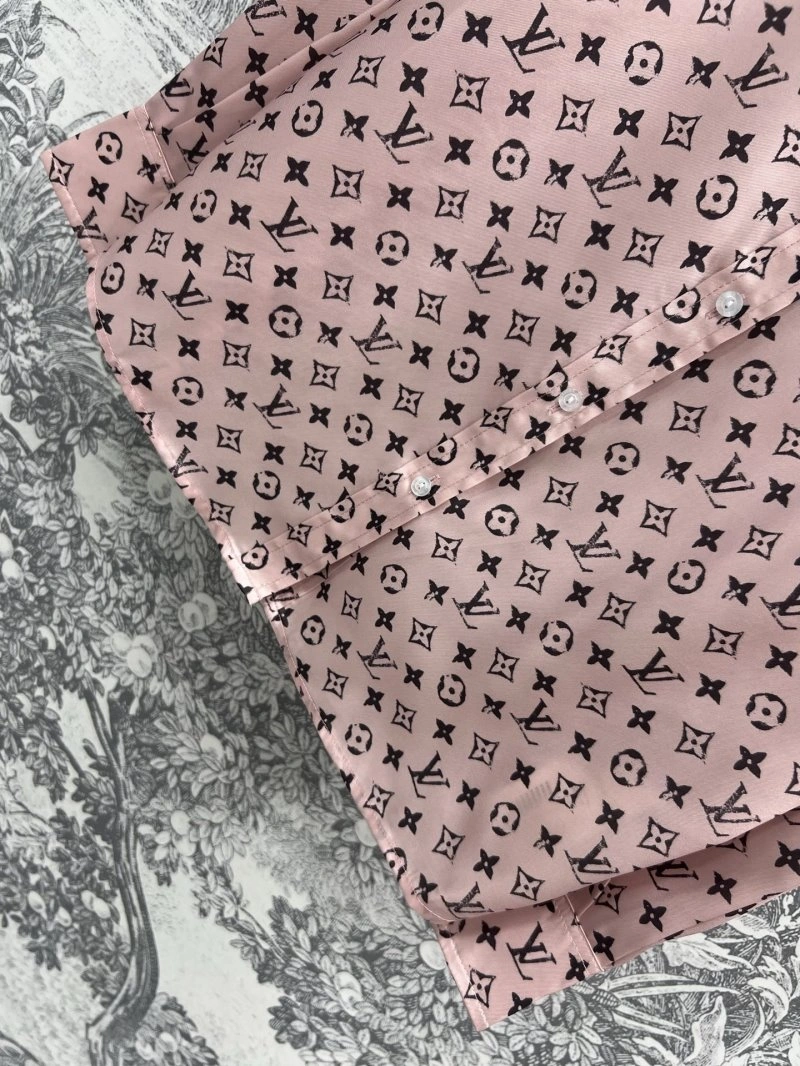 Affordable Louis Vuitton Shirts 130685