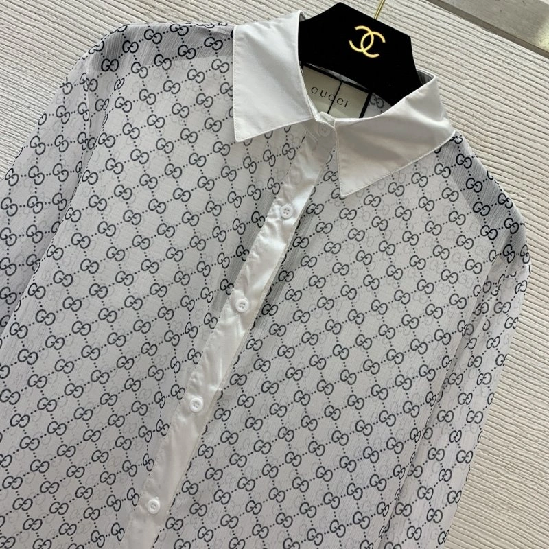 SmoothTexture Louis Vuitton Shirts 130686