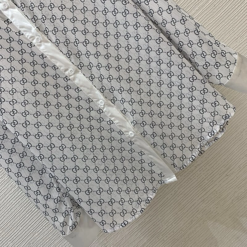 SmoothTexture Louis Vuitton Shirts 130686