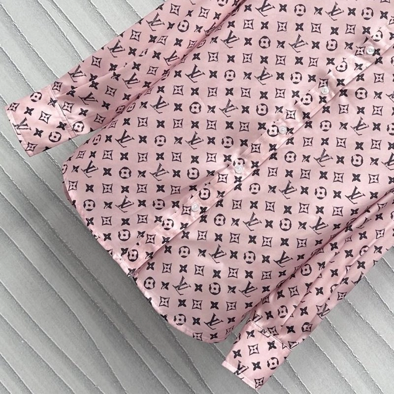 Louis Vuitton Shirts WellDesigned 130680