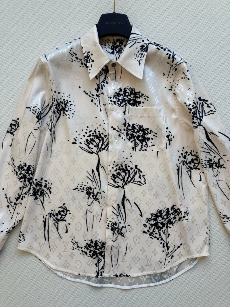Bright Louis Vuitton Shirts 130672