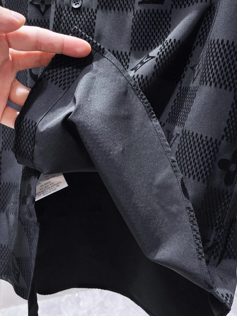 Louis Vuitton Shirts Versatile 135774