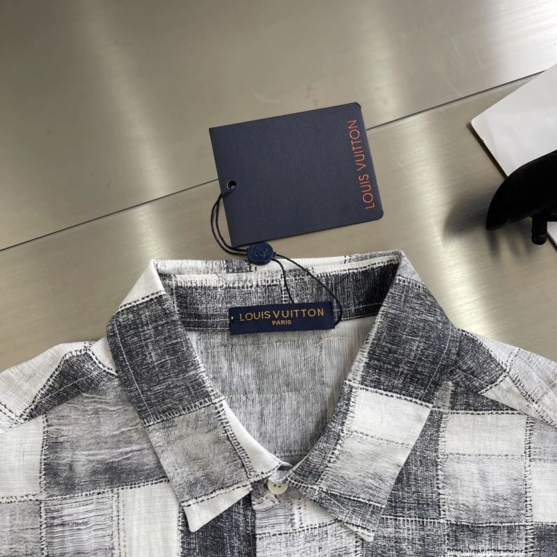 SmartChoice Louis Vuitton Shirts 135767