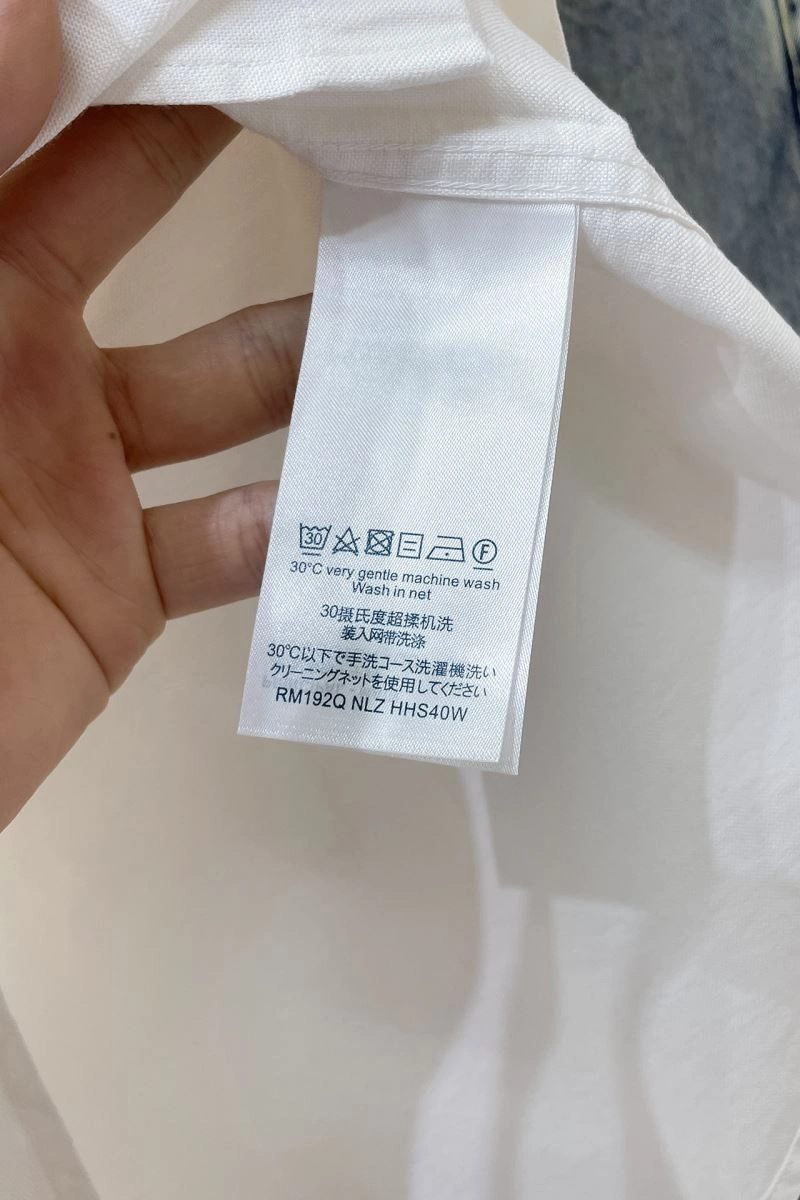 Snug Louis Vuitton Shirts 134883