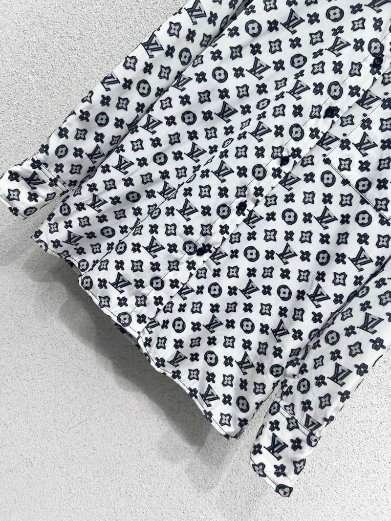 Supportive Louis Vuitton Shirts 131366