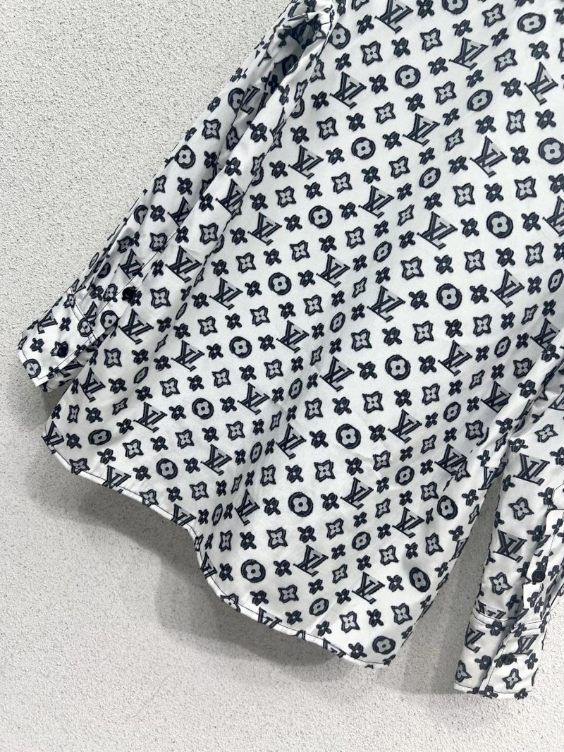 Supportive Louis Vuitton Shirts 131366