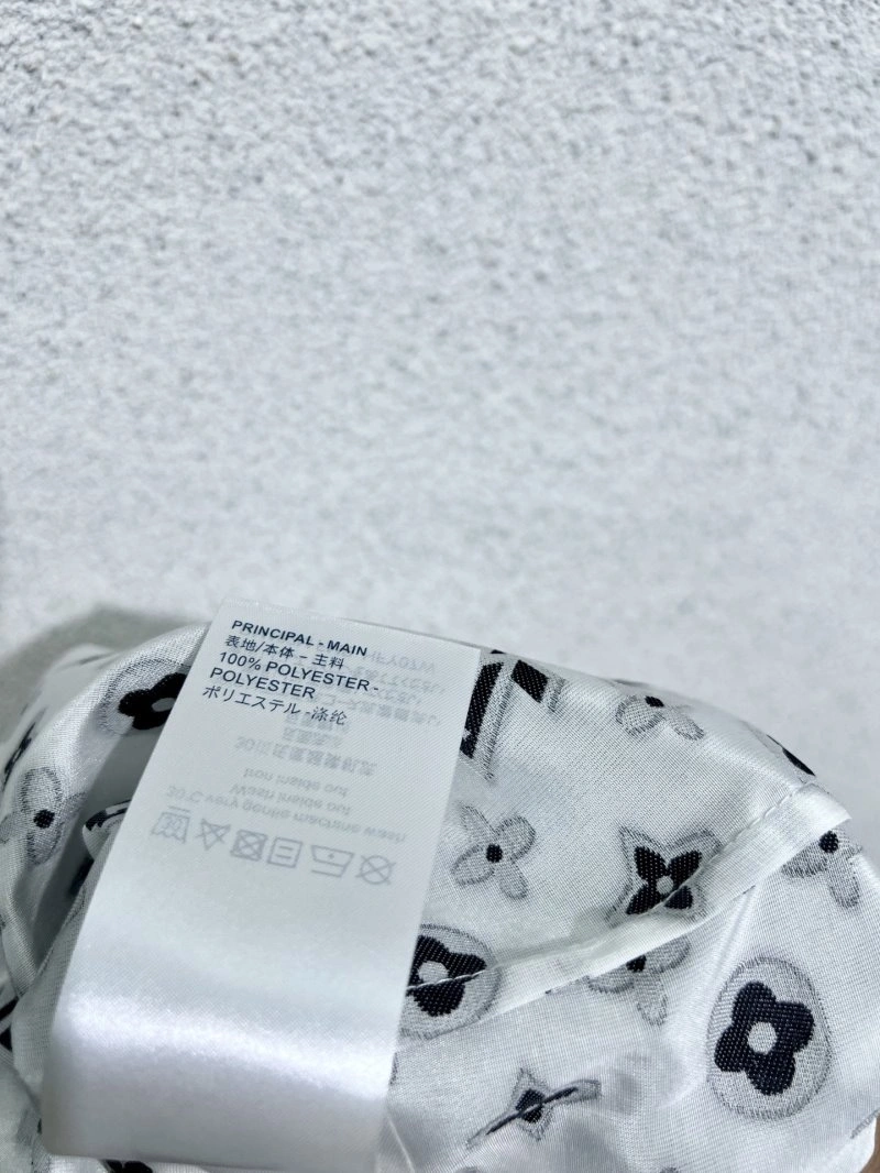 Louis Vuitton Shirts EasyMatch 131363