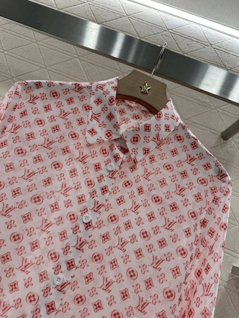 Louis Vuitton Shirts Supportive 131377