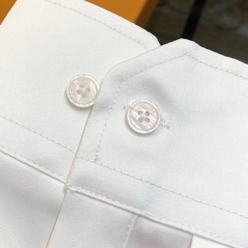 Sustainable Louis Vuitton Shirts 133787