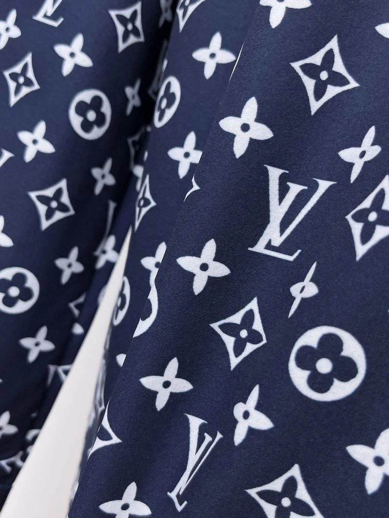 Flexible Louis Vuitton Shirts 133779