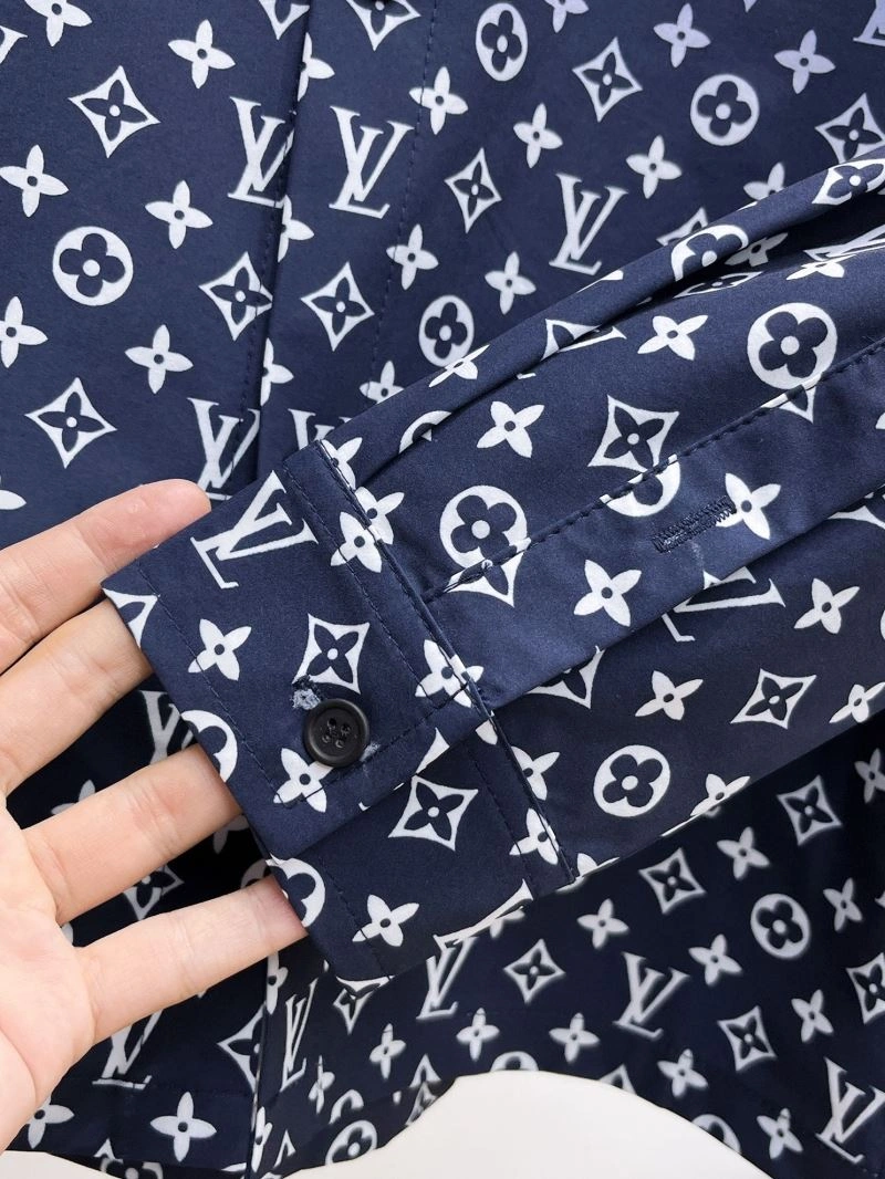 Flexible Louis Vuitton Shirts 133779