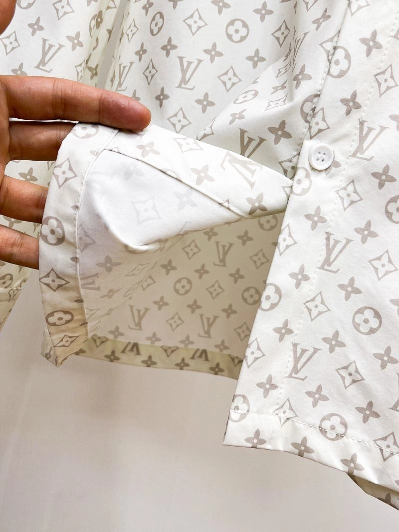 Timeless Louis Vuitton Shirts 133786