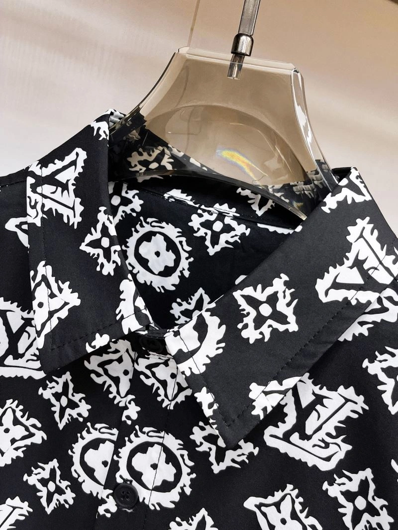 Louis Vuitton Shirts WeatherProof 133771