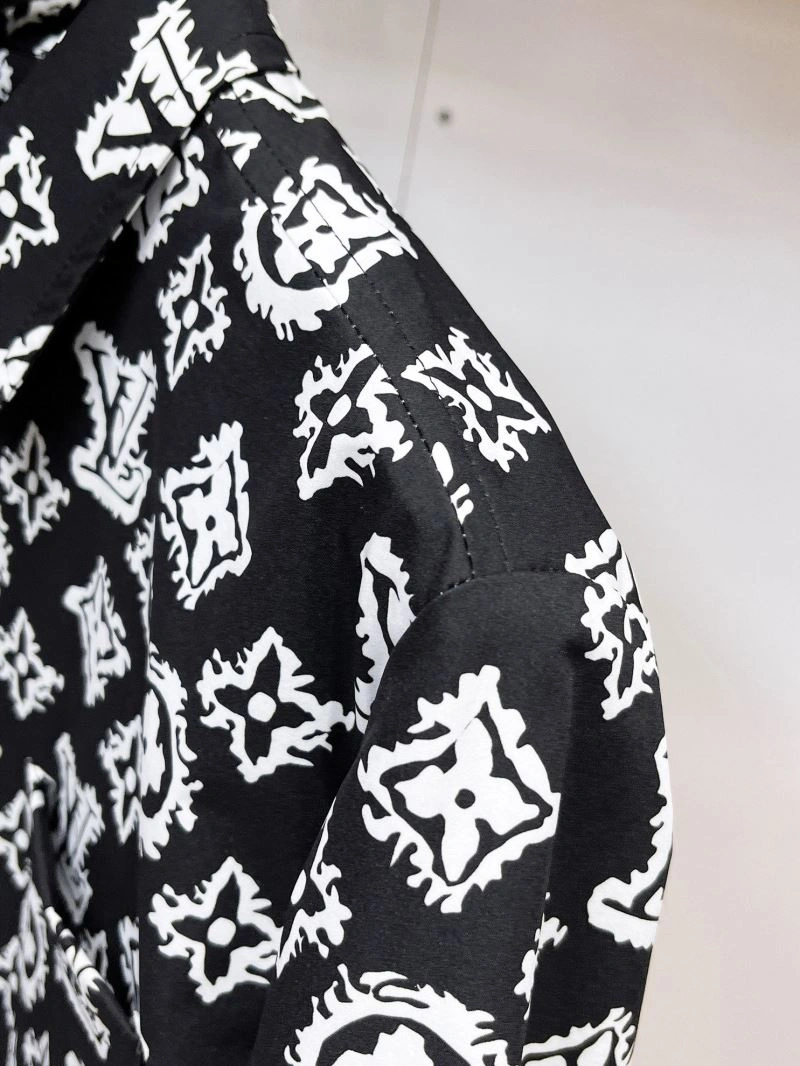 Louis Vuitton Shirts WeatherProof 133771