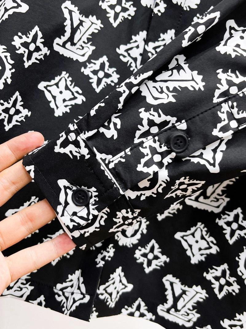 Louis Vuitton Shirts WeatherProof 133771