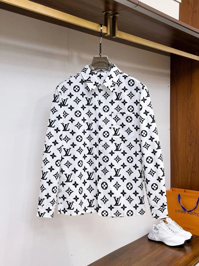 Fashionable Louis Vuitton Shirts 133778