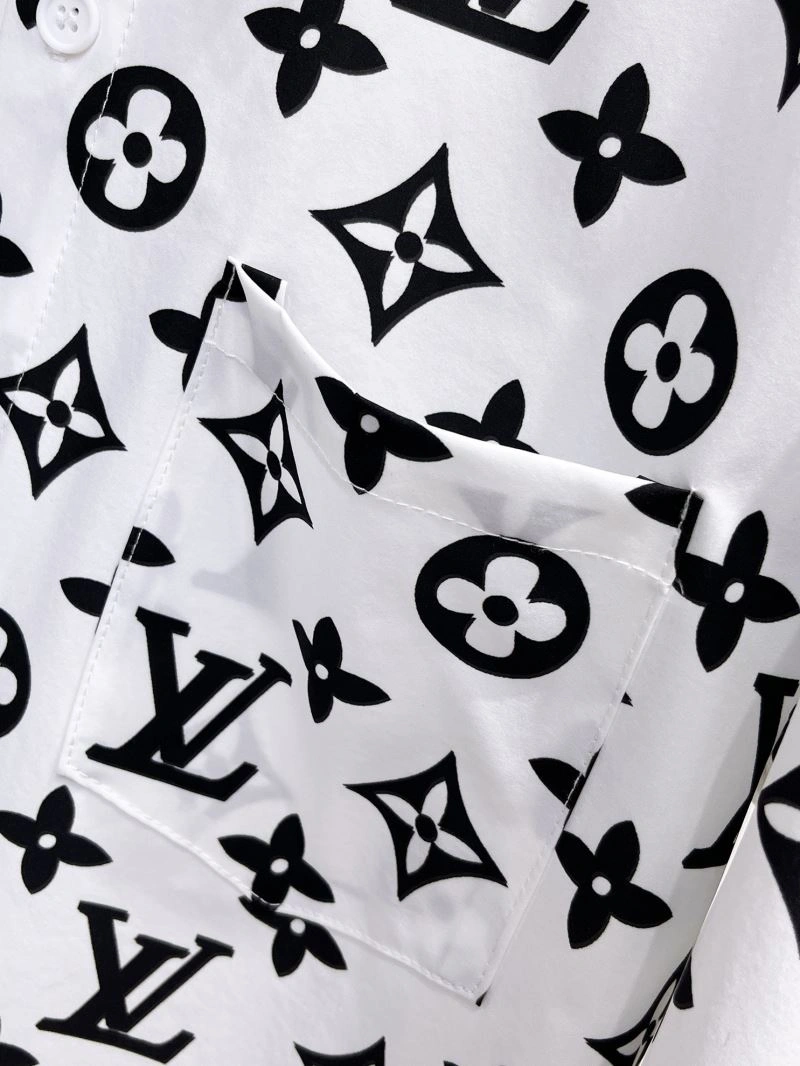 Fashionable Louis Vuitton Shirts 133778