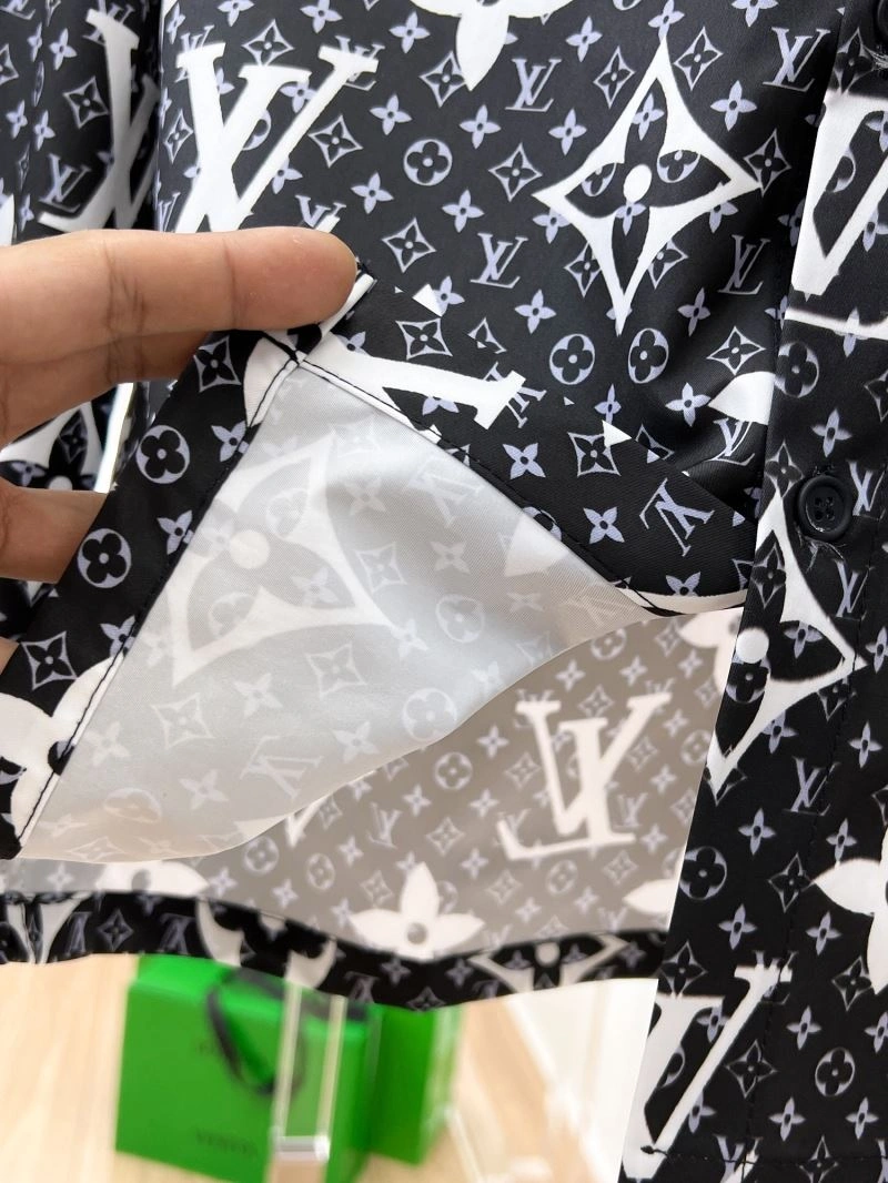 Durable Louis Vuitton Shirts 133770